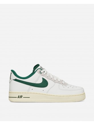 Nike WMNS Air Force 1 '07 LX Sneakers Summit White / Gorge Green