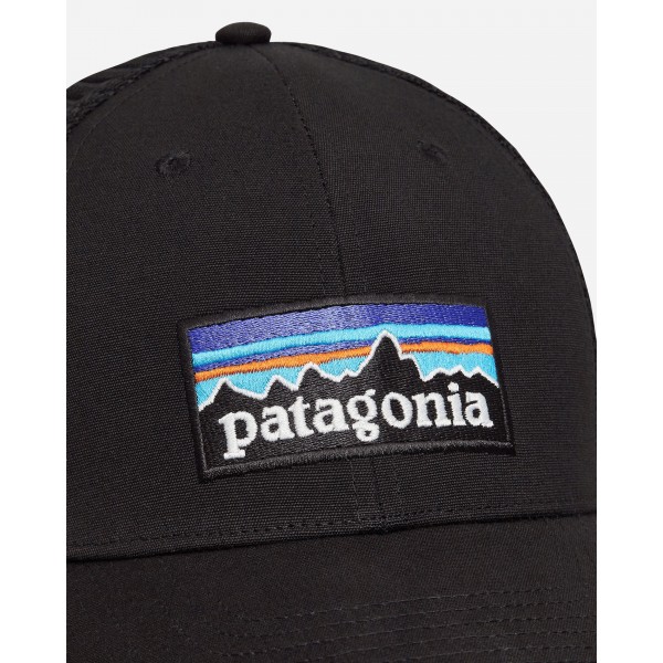Cappello Patagonia P-6 Logo Lopro Trucker Nero